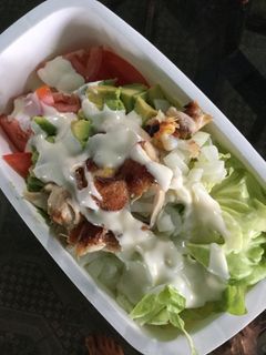 Hình của món Salad bơ gà giảm cân.