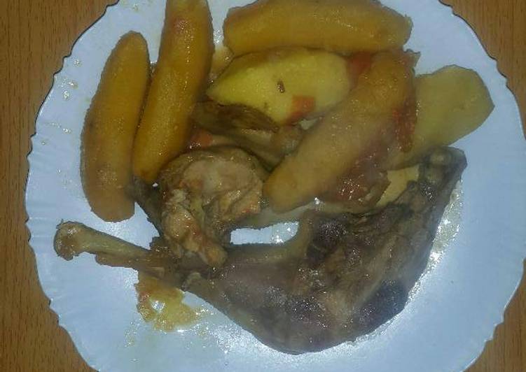 Matoke in chicken