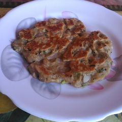 A picture of Thalipeeth.