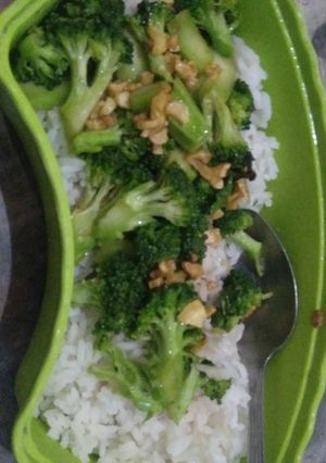 Foto resep Tumis Brokoli bawang putih