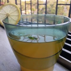 A picture of Detox water.