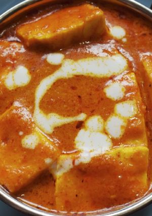 A picture of Shahi Paneer without onion and garlic.