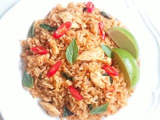 泰式紅咖哩雞肉炒飯 一鍋到底快速上桌