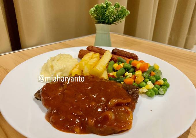 Resep Steak Sapi Dengan Mashed Potato Rumahan Simple Oleh Mia Haryanto