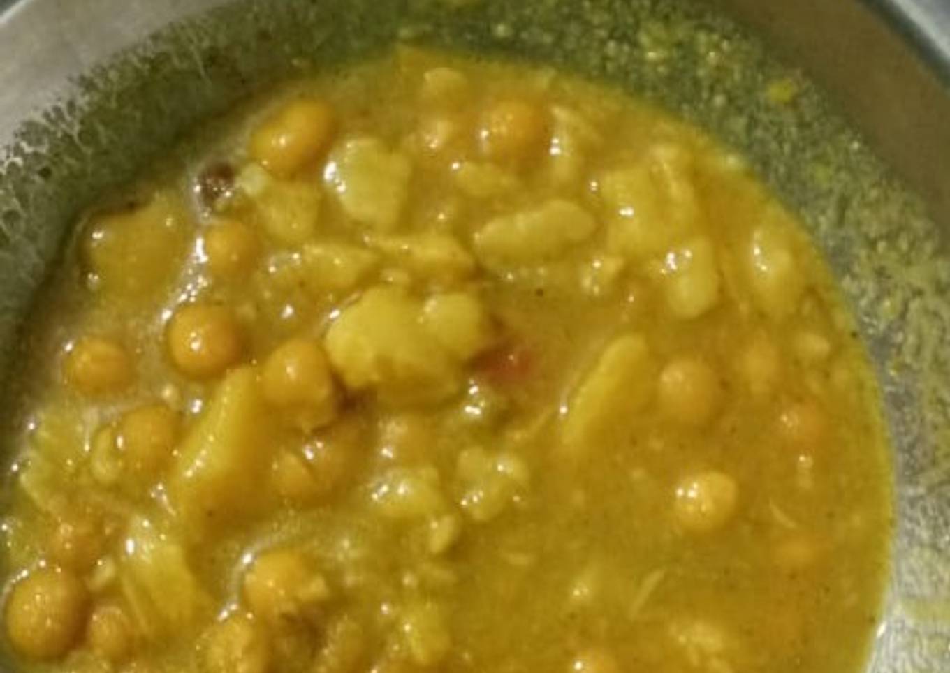Aloo matra ki sabji