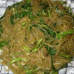 A picture of Sohun Campur Kangkung.