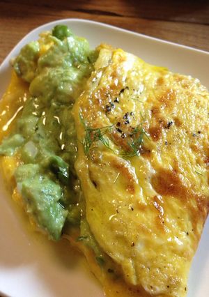A picture of Avocado Omelette.