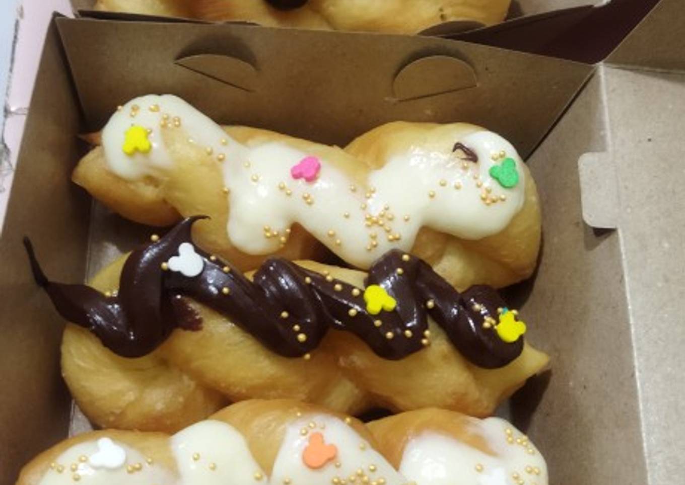 Korean twisted donut