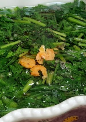Hình của món Canh rau tần ô nấu tôm khô.
