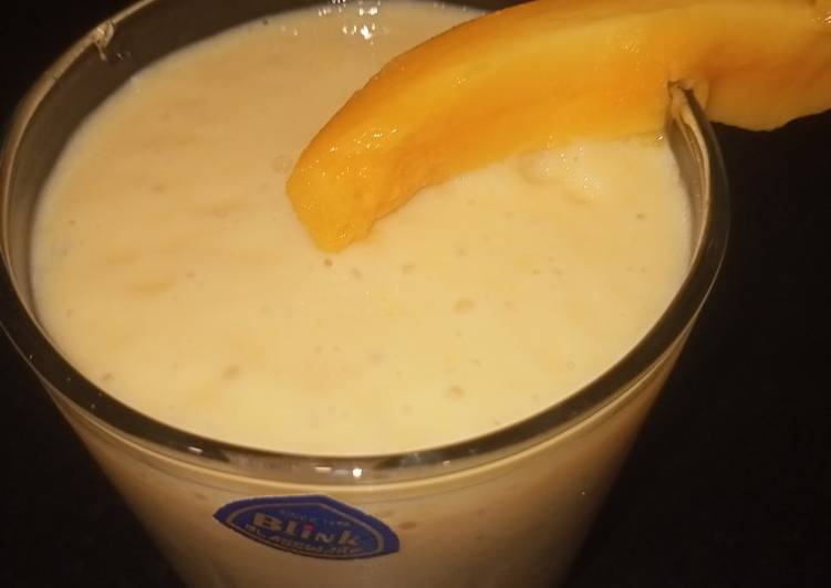 Steps to Make Any-night-of-the-week Mango milk shake