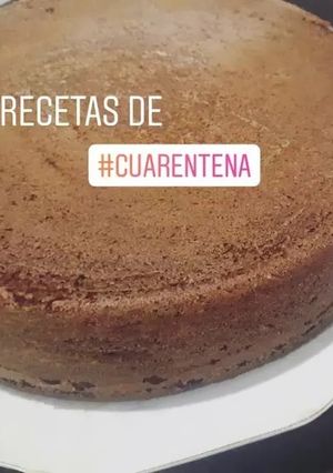 Una foto de Bizcochuelo de chocolate súper húmedo