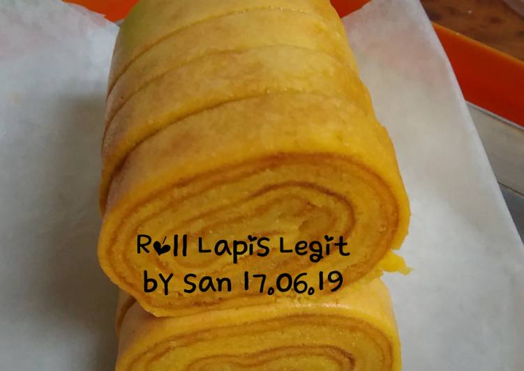 Lapis Legit Roll