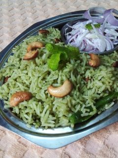 புதினா சாதம் (Puthina satham recipe in tamil) செய்முறை முக்கிய புகைப்படம்