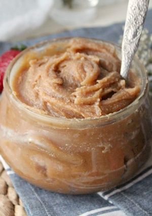 A picture of Salted Caramel Almond Butter.