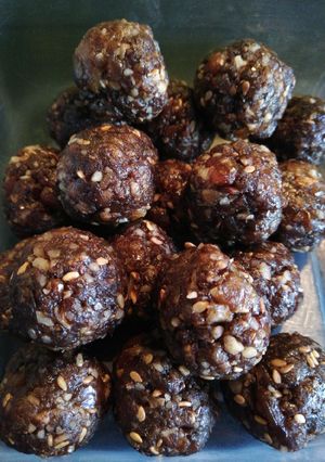 Φωτογραφία της συνταγής Energy balls με χουρμάδες και καρύδι
