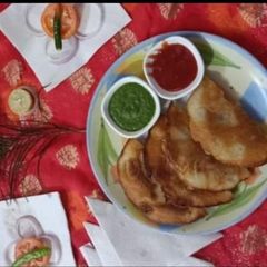 A picture of Besan Ka Chela.