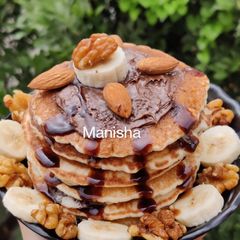A picture of Choco Banana Walnut Pancakes.