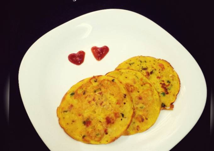 Besan Veggie Chila (Vegetarian Omelette)