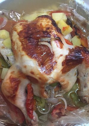 صورة لوصفة دجاجة مع الخضار بالفرن 😋