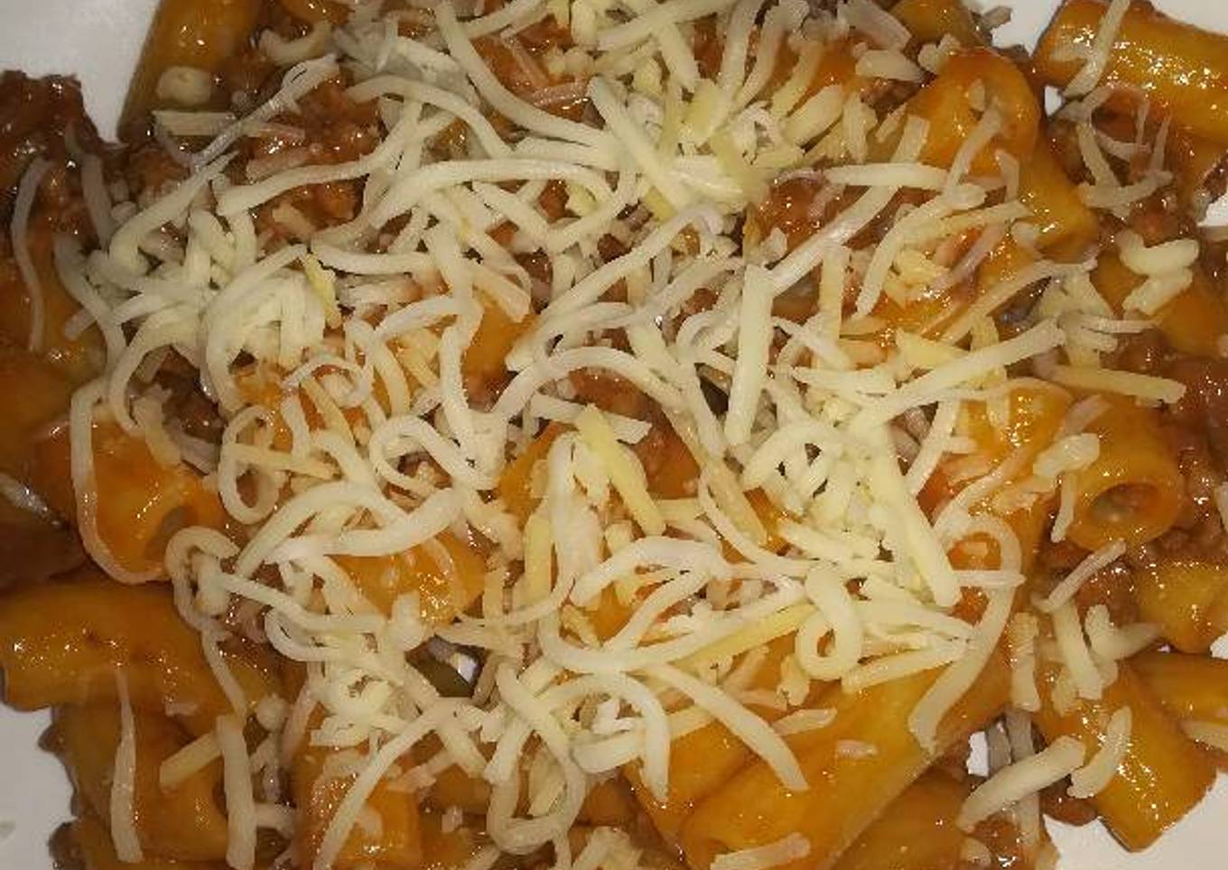 Pasta con carne picada