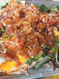 A picture of Roasted yam with ugba.