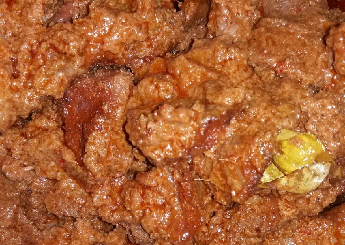 Rendang daging sapi