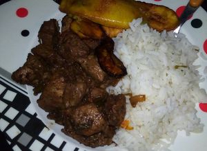 Una foto de Cochino frito a la e chalé