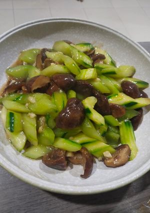 Foto resep Cah timun Jepang&jamur shitake