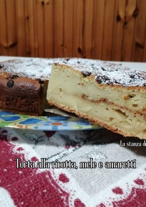 A picture of Ricotta, Apple, and Amaretti Cake.