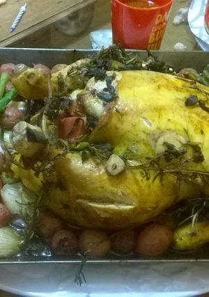 Una foto de Pollo al horno con romero