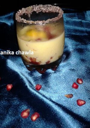A picture of Vanilla banana smoothie.