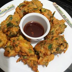 A picture of Palak Pakora 😃😃.