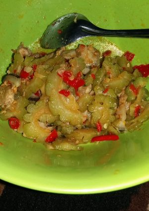 Foto resep Oseng pare samsam (non halal) 🐖