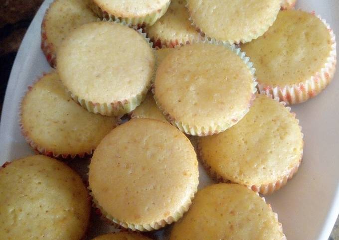 Recipe of Quick Vanilla cupcakes