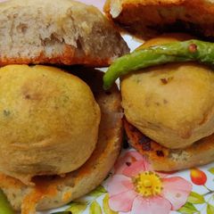 A picture of Vada Pav.