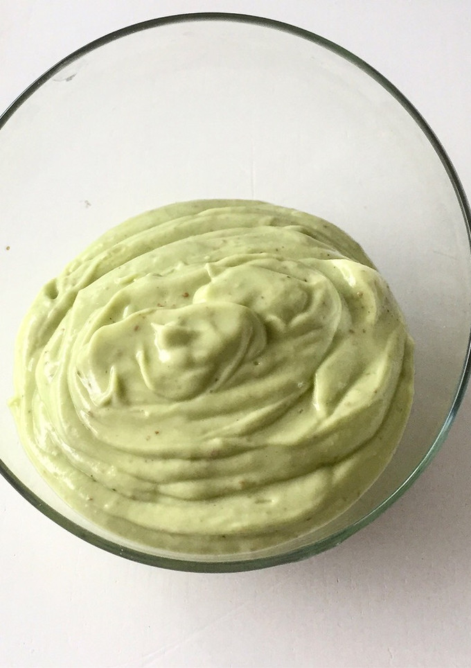 Una foto de Mayonesa de Aguacate