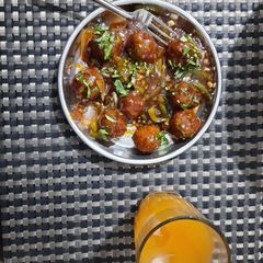 A picture of Veg. Manchurian.