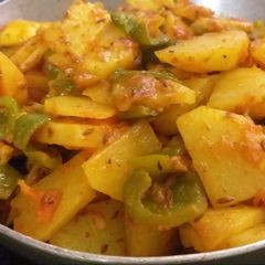 A picture of Potato capsicum veg.