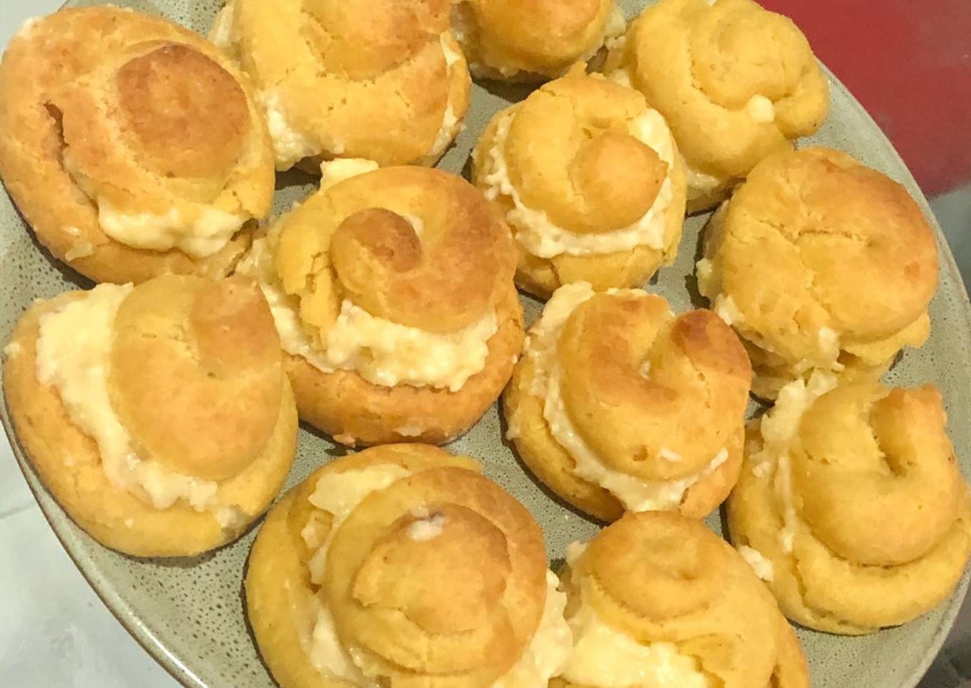 Resep Kue sus isi vla susu keju Anti Gagal