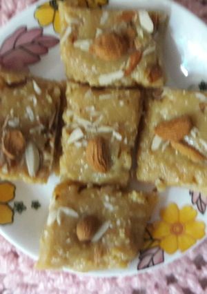 A picture of Mawa almonds burfi.