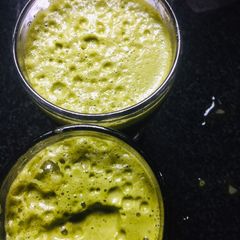Basil juice A picture of Basil juice.