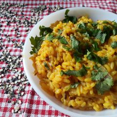 A picture of Urad dal khichdi.
