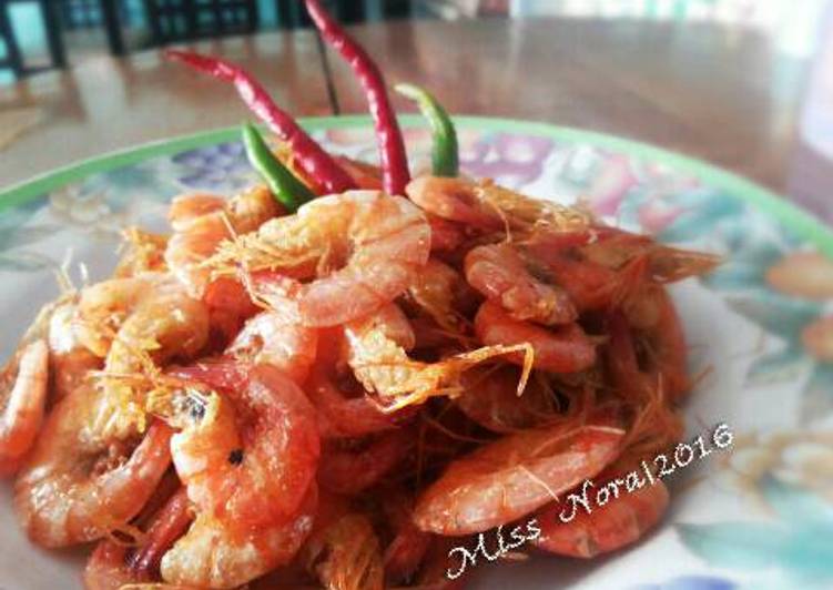 Langkah Mudah untuk Membuat Udang Goreng Super Simple, Menggugah Selera
