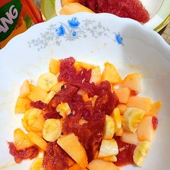 A picture of Fruit chaat.