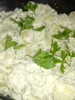 Foto de Mayonese de Batata com Salsa e Alho