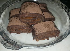 Una foto de Brazo gitano de chocolate y remolacha