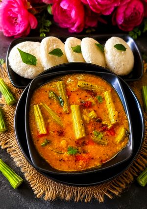 सहजन सांबर - मोरिंगा फली सांबर रेसिपी मुख्य फोटो