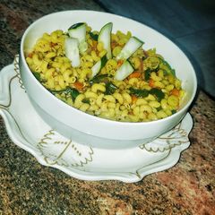 A picture of Curry macaroni.