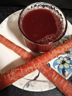 ગાજર નું જ્યુસ (Gajar Juice Recipe In Gujarati) રેસીપી મુખ્ય ફોટો