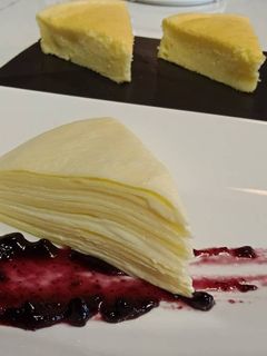 Hình của món Hokkaido milk crepe.